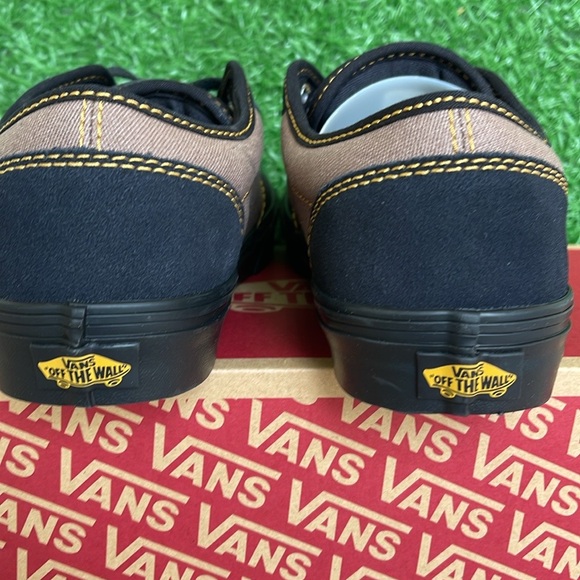 Vans Men’s Atwood Outcore Phantom/Black
VN000CX8B29
Sneakers - Picture 13 of 16